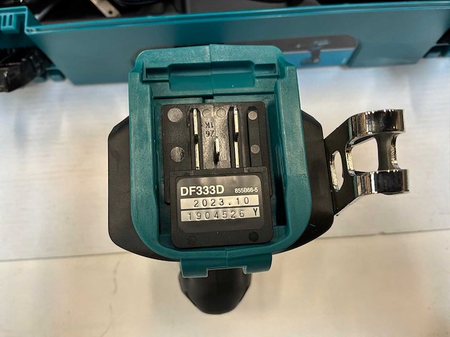 2023 makita df333d schroefboormachine (2x) - afbeelding 7 van  7