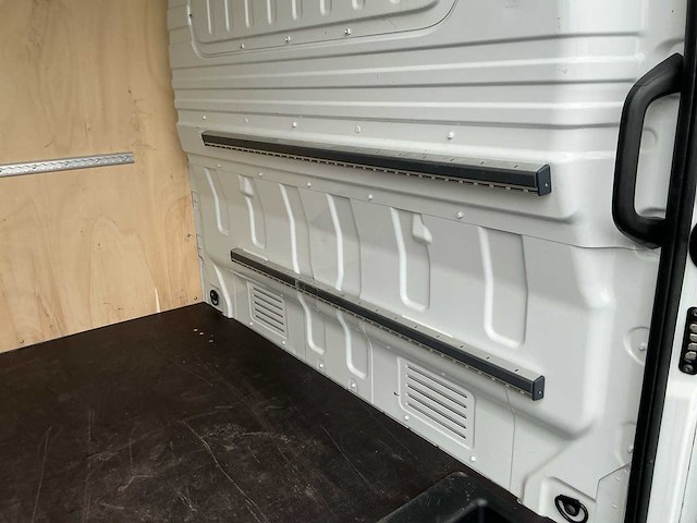 2023 maxus deliver 9 personenauto - afbeelding 14 van  22