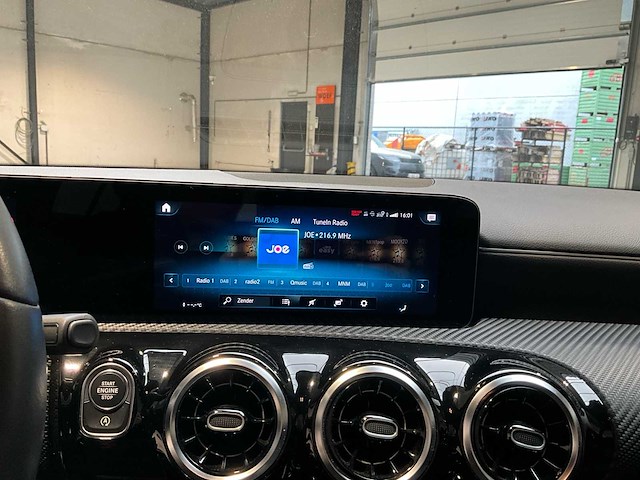 2023 mercedes-benz cla 180 d - afbeelding 10 van  33