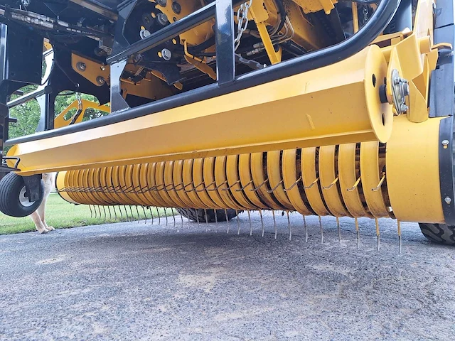 2023 new holland roll belt 180 cropcutter balenpers - afbeelding 19 van  21