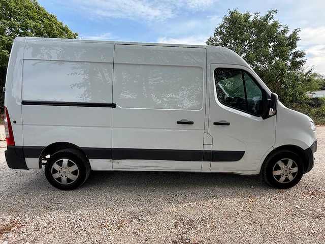 2023 nissan interstar gesloten bestelwagen hoog dak – 91.363 km – 3 pers – navigatie, airco,... - afbeelding 42 van  46