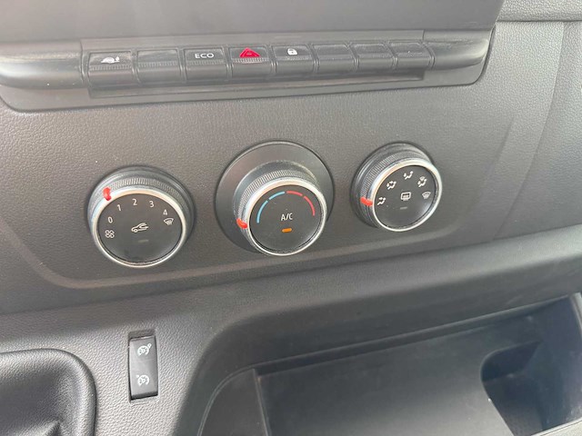 2023 nissan interstar gesloten bestelwagen hoog dak – 91.363 km – 3 pers – navigatie, airco,... - afbeelding 11 van  46