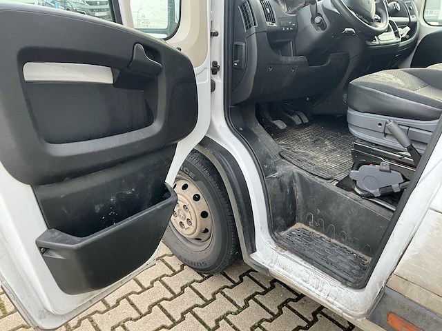 2023 peugeot boxer l4 137000km - airco - afbeelding 17 van  42