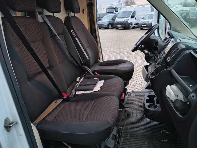 2023 peugeot boxer l4 bestelwagen 3 pers - airco - afbeelding 11 van  46