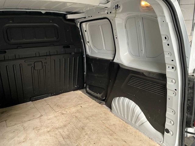2023 peugeot partner - afbeelding 15 van  30