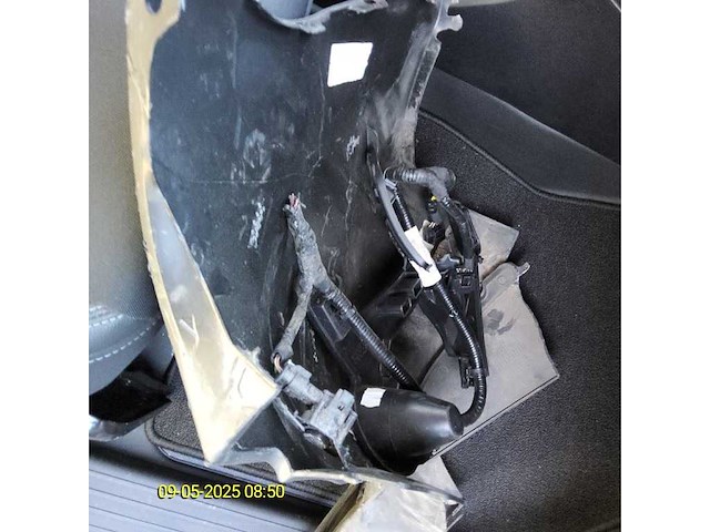 2023 renault kangoo bestelwagen wrak (kp1010) - afbeelding 13 van  21