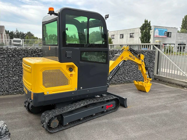 2023 rippa r330 rippa r330 – 2,85 t mini graafmachine – kubota-motor – gesloten cabine – talrijke accessoires – bijna nooit gebruikt - afbeelding 16 van  20