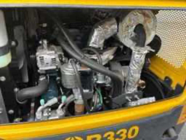 2023 rippa r330 rippa r330 – 2,85 t mini graafmachine – kubota-motor – gesloten cabine – talrijke accessoires – bijna nooit gebruikt - afbeelding 18 van  20