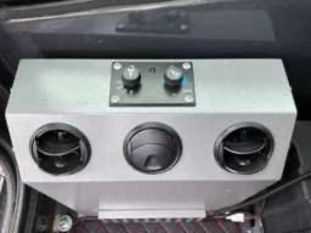 2023 rippa r330 rippa r330 – 2,85 t mini graafmachine – kubota-motor – gesloten cabine – talrijke accessoires – bijna nooit gebruikt - afbeelding 7 van  20