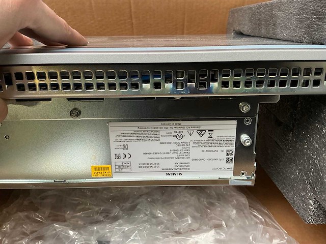 2023 siemens simatic industrial paneelpc - afbeelding 4 van  5