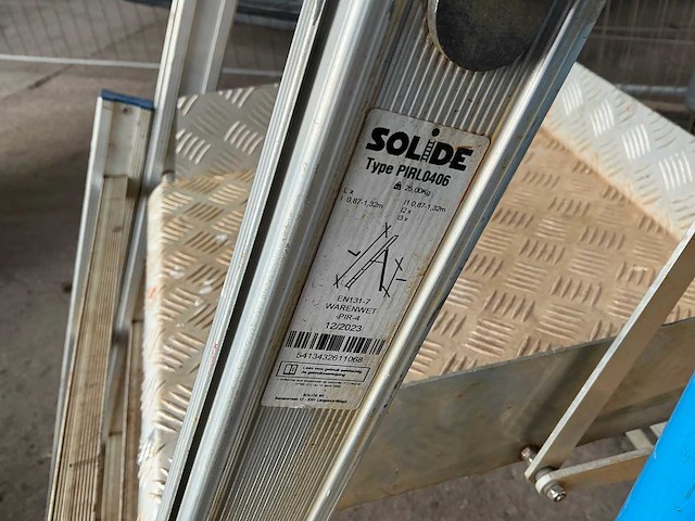 2023 solide pirl0406 opvouwbare uitschuifbare bordesladder - afbeelding 7 van  7