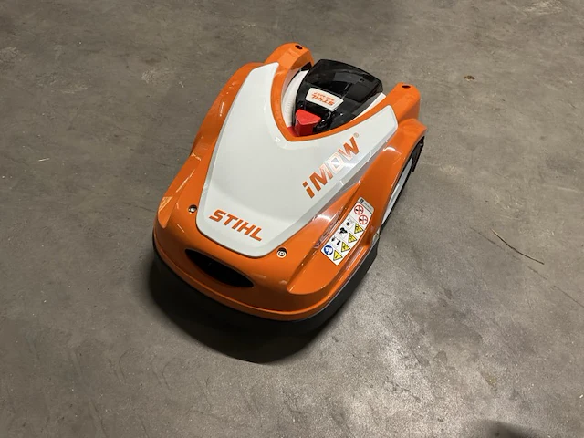 2023 stihl rmi 422 p robotmaaier (ongebruikt) - afbeelding 9 van  14