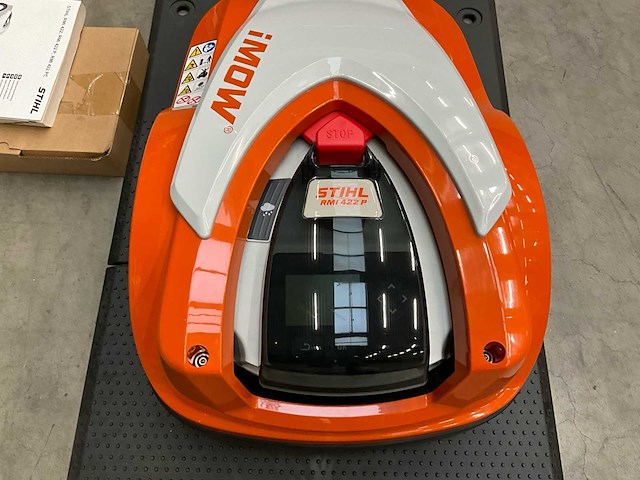 2023 stihl rmi 442.2p robotmaaier - afbeelding 14 van  16