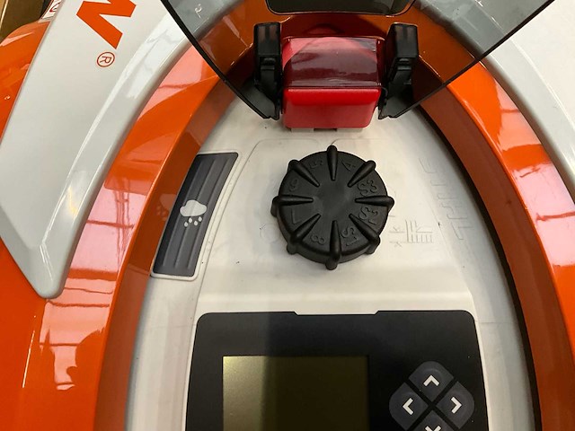 2023 stihl rmi 442.2p robotmaaier - afbeelding 16 van  16