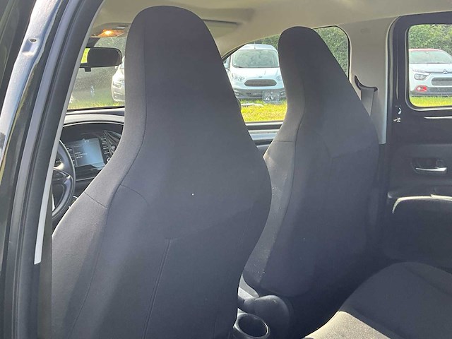 2023 toyota aygo x - afbeelding 22 van  44