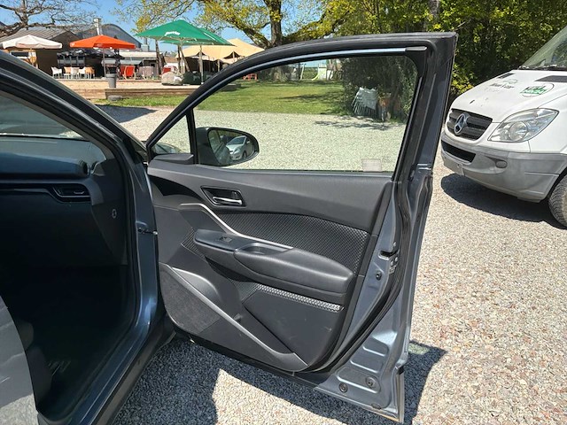 2023 toyota c-hr axit auto - afbeelding 36 van  59