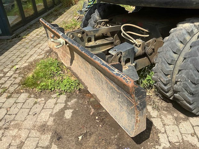 2023 yanmar b95w banden graafmachine - afbeelding 11 van  32
