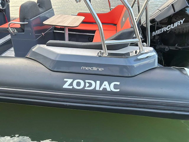 2023 zodiac medline 6.80 console & vissersboten - afbeelding 6 van  14