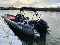 2023 zodiac medline 6.80 console & vissersboten - afbeelding 9 van  14