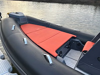 2023 zodiac medline 6.80 console & vissersboten - afbeelding 19 van  22