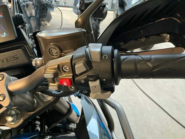 2023 zontes zt 310-t motorfiets - afbeelding 6 van  17
