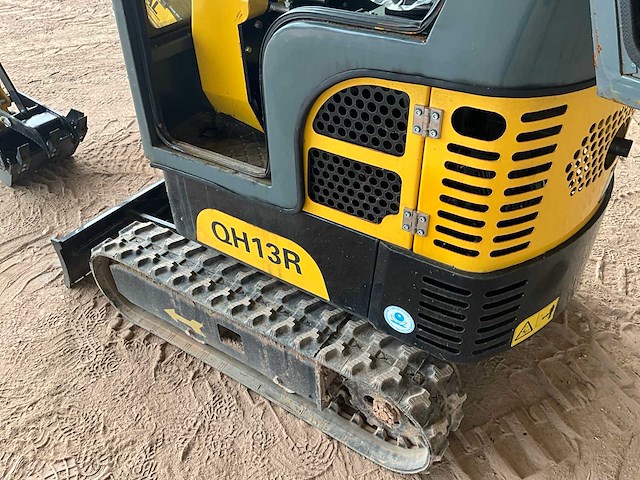 2024 agt industrial qh13r minigraafmachine - afbeelding 6 van  17