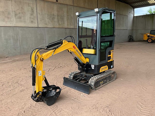 2024 agt industrial qh13r minigraafmachine - afbeelding 1 van  17