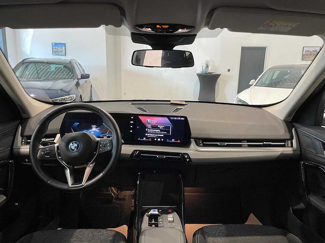 2024 bmw ix1 xdrive 30 personenauto - afbeelding 4 van  18