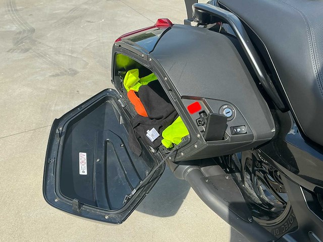 2024 bmw k1600 b motorfiets - afbeelding 16 van  28