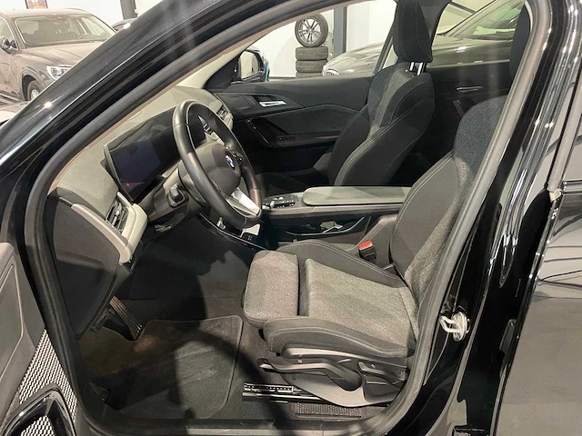 2024 bmw x2 sdrive 20i personenauto - afbeelding 5 van  18