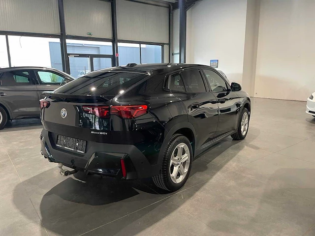 2024 bmw x2 sdrive 20i personenauto - afbeelding 14 van  18