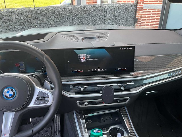 2024 bmw x5 xdrive50e - personenauto - afbeelding 19 van  65