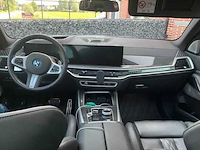 2024 bmw x5 xdrive50e - personenauto - afbeelding 13 van  37