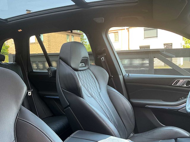 2024 bmw x5 xdrive50e - personenauto - afbeelding 37 van  37