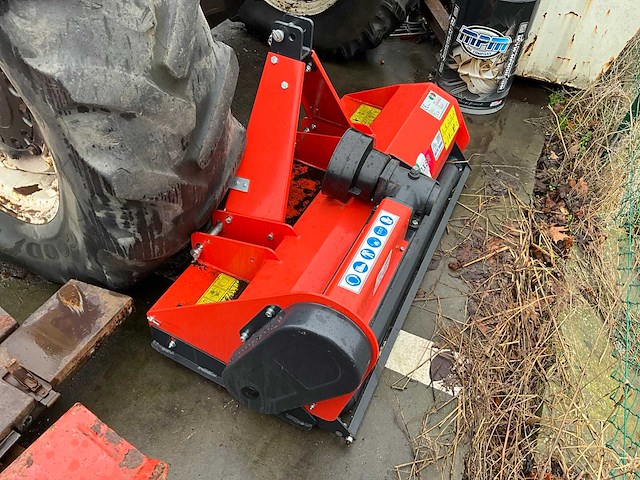 2024 boxer agri ef-135 klepelmaaier met driepuntophanging - afbeelding 2 van  4