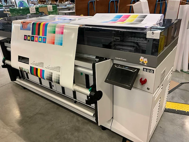 2024 canon colorado m5w roll-to-roll uv-gel grootformaat printer - afbeelding 12 van  12