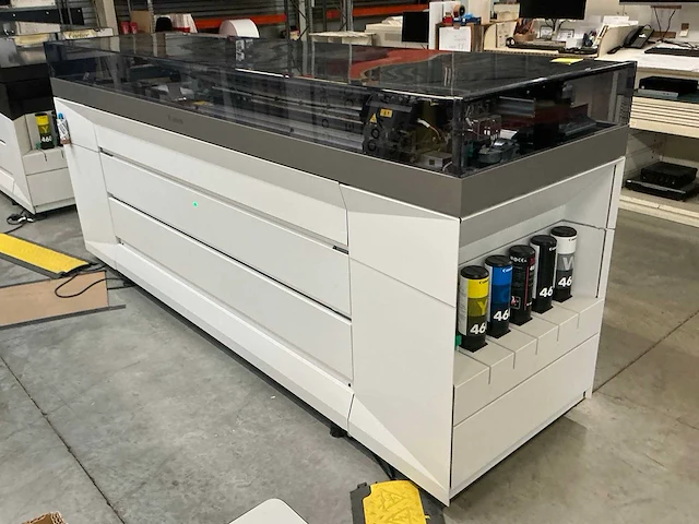 2024 canon colorado m5w roll-to-roll uv-gel grootformaat printer - afbeelding 3 van  12
