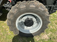 2024 case quantum 100f smalspoor- en compacttractor - afbeelding 6 van  29