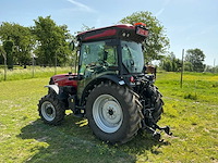 2024 case quantum 100f smalspoor- en compacttractor - afbeelding 24 van  29