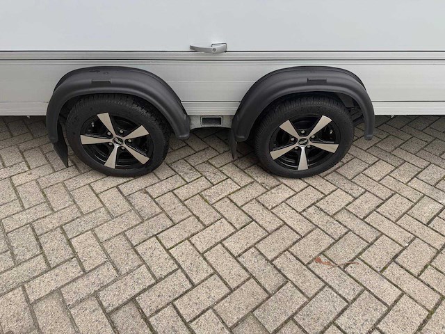 2024 cheval liberté c7 - 3.5t – dubbelas – gesloten opbouw - afbeelding 11 van  15