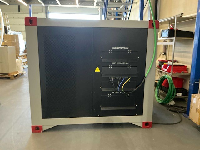 2024 combine 100 kwh batterijopslag met 70kw dc ev lader en 25kw pv omvormer - afbeelding 8 van  14
