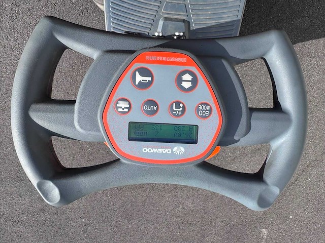 2024 daewoo dafr70 vloerreiniger / zitschrobmachine - afbeelding 13 van  13