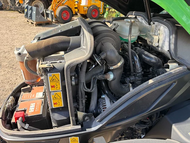 2024 deutz-fahr 3050 vierwielaangedreven landbouwtractor - afbeelding 19 van  27