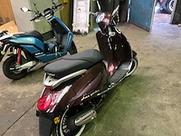 2024 djjd avant garde scooter - afbeelding 11 van  13