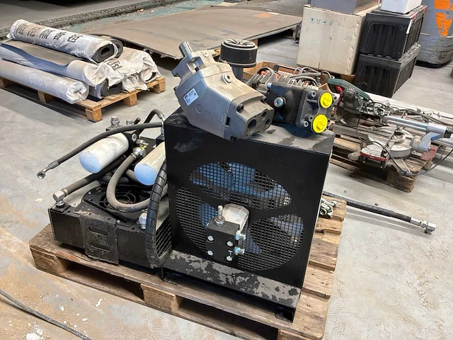 2024 doa ch100 oem zuigercompressor hydraulisch aangedreven - afbeelding 2 van  7