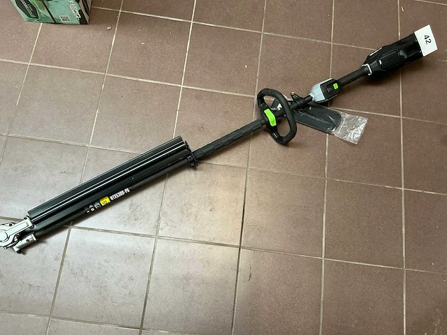 2024 ego htx5300-pa accu heggenschaar - afbeelding 1 van  5