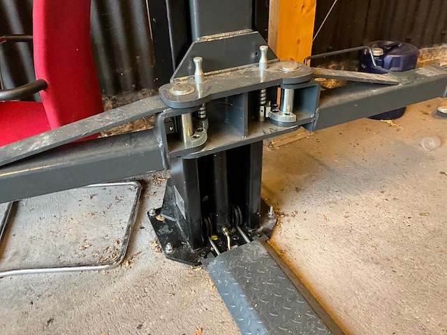 2024 falco hefbrug - afbeelding 2 van  11