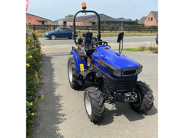 2024 farmtrac 26h minitractor - afbeelding 1 van  13
