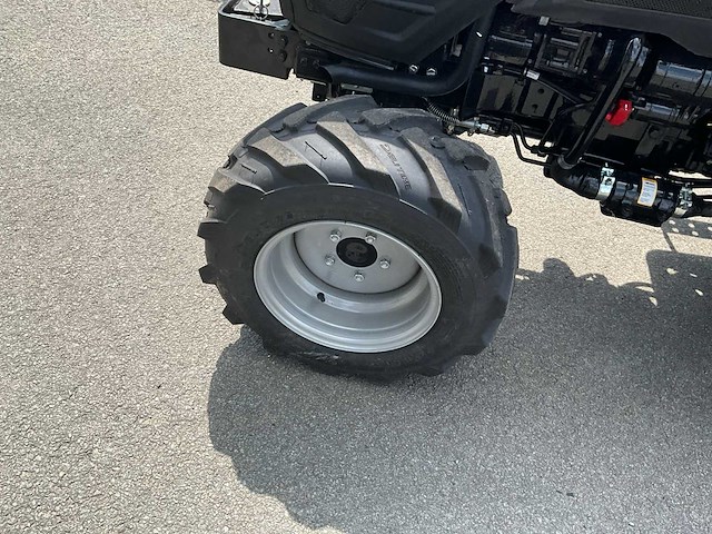 2024 farmtrac 26h minitractor - afbeelding 10 van  13