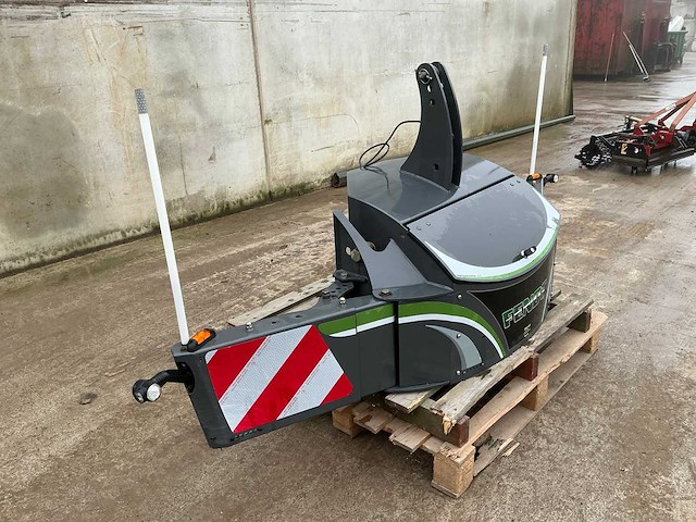 2024 fendt sw 1100 tractor bumper - afbeelding 3 van  8